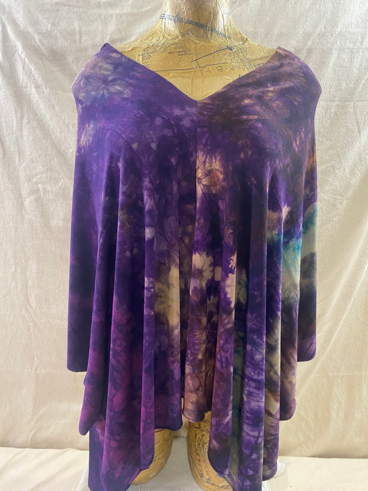 Asymmetrical Scarf Purple Surprise